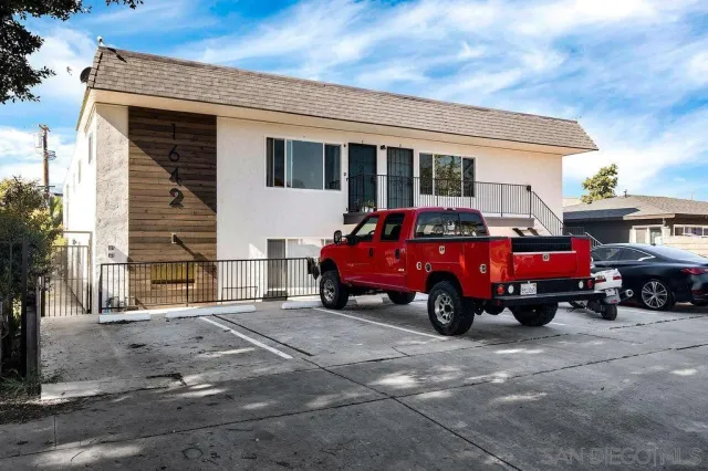 $2,100 | 1642 C Avenue, National City, CA 91950