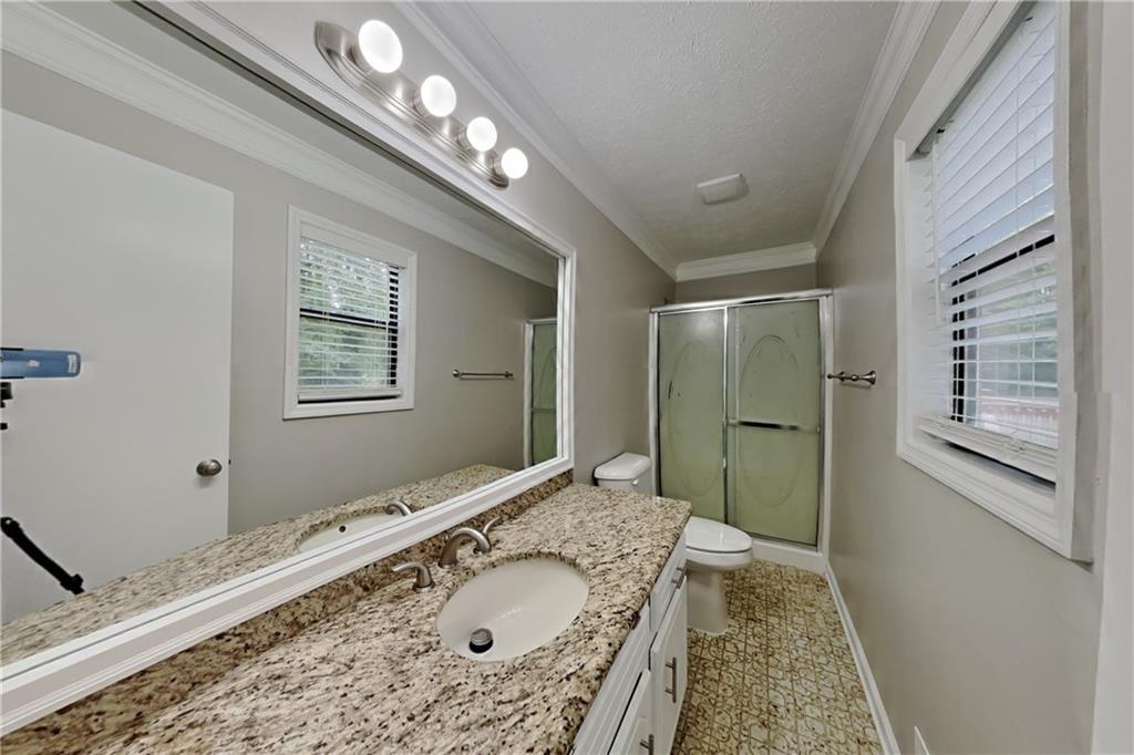 1630 Rex Drive Marietta, GA 30066 - Photo 12 of 24