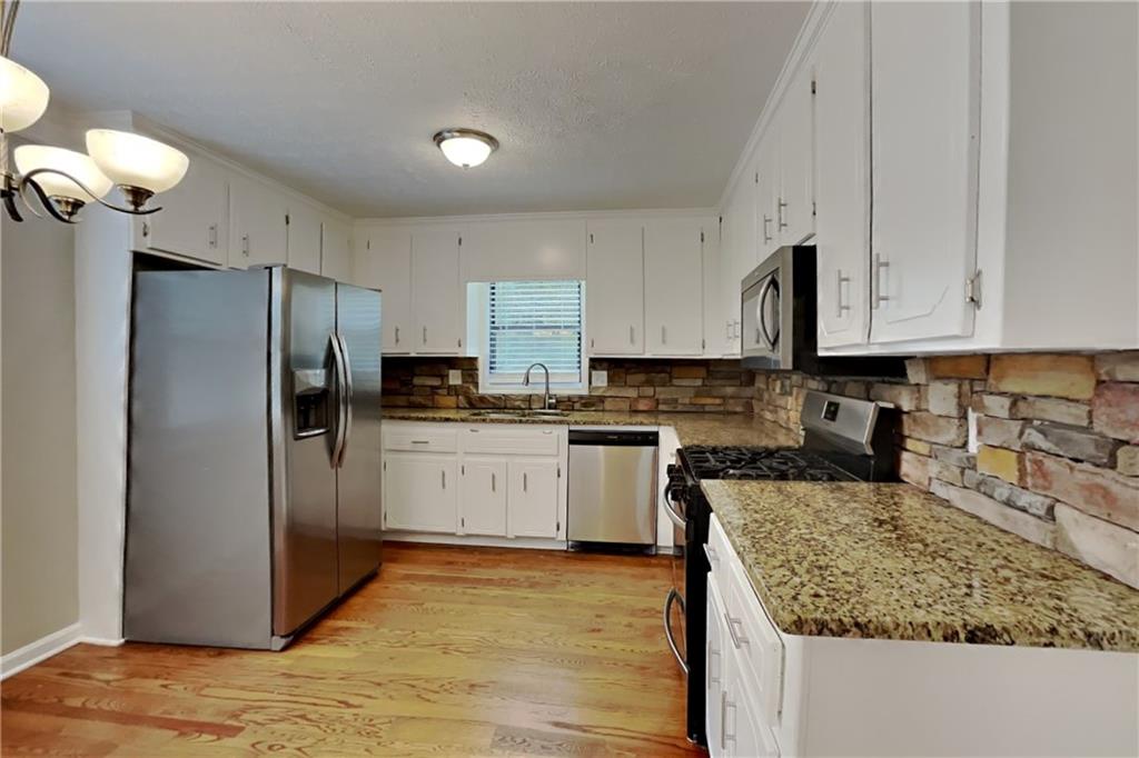 1630 Rex Drive Marietta, GA 30066 - Photo 6 of 24