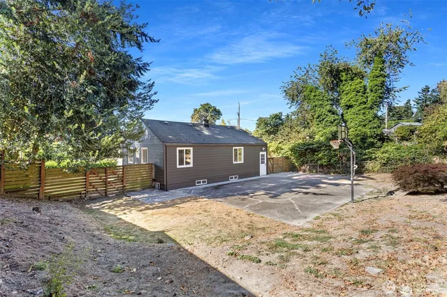 $550,000 | 7804 South 128th Street, Seattle, WA 98178