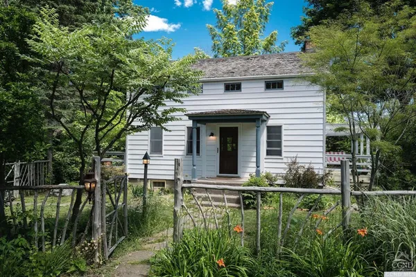 $3,250 | 210 Walkers Mills Road, Germantown, NY 12526