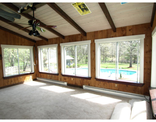 41 Farm Road Bolton, MA 01740 - Photo 13 of 18