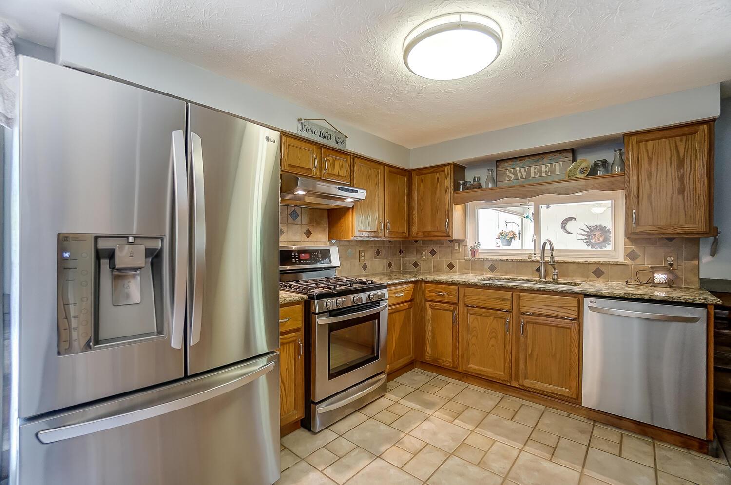 5340 Battee Road Alexandria, OH 43001 - Photo 12 of 46 Updated kitchen with Granite and stainless steel appliances