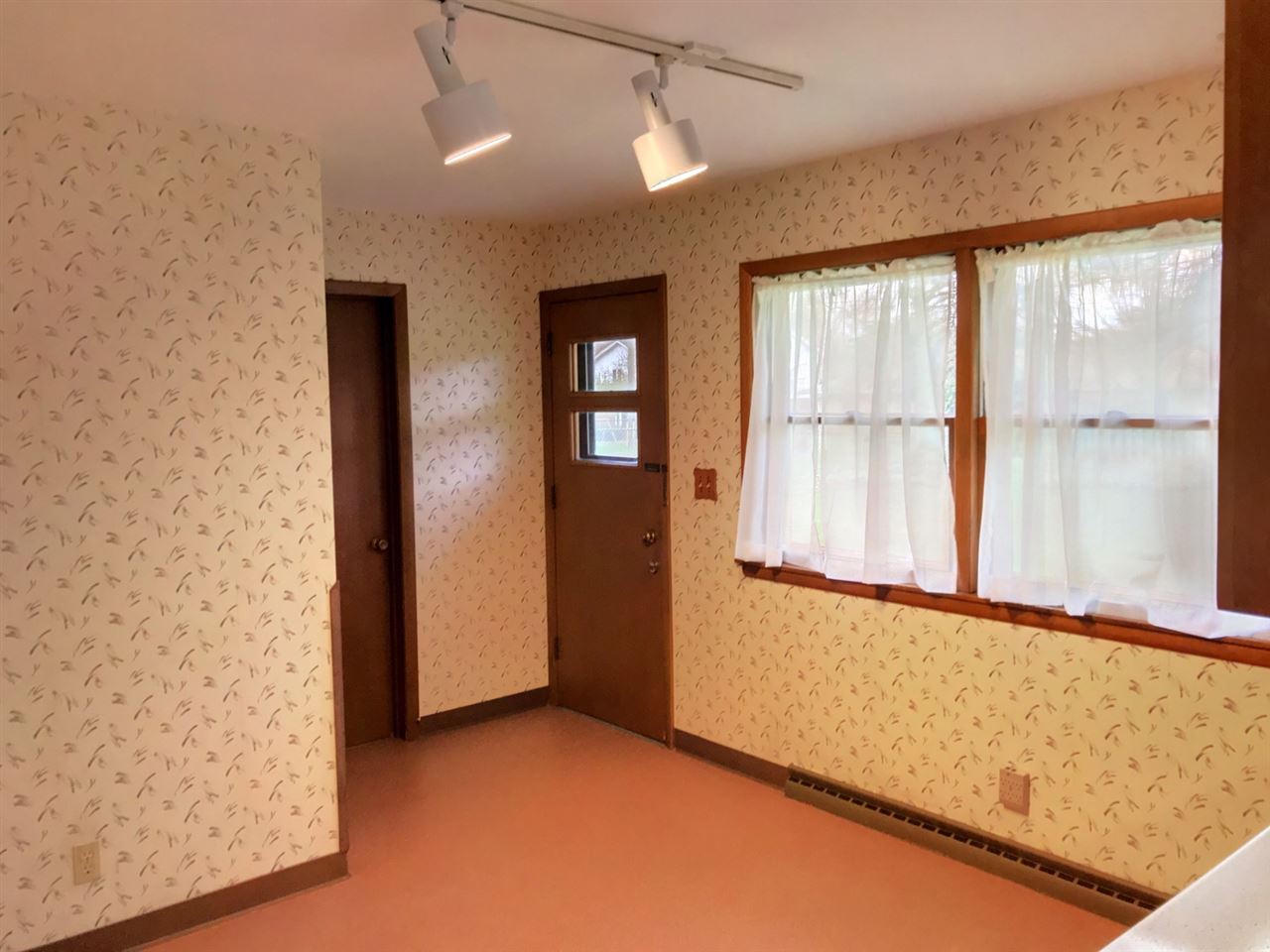 4209 Cushman Road Rockford, IL 61114 - Photo 12 of 25 Gallery Image 12