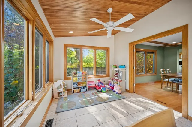 $799,000 | 2005 Greenview Road, Northbrook, IL 60062