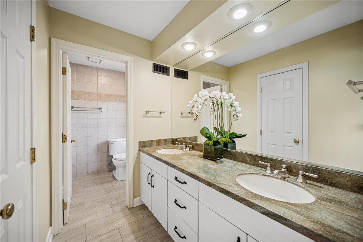 2005 Greenview Road Northbrook, IL 60062 - Photo 19 of 33