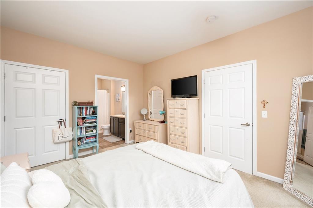 615 Stockton Ridge Cranberry Township, PA 16066 - Photo 19 of 25