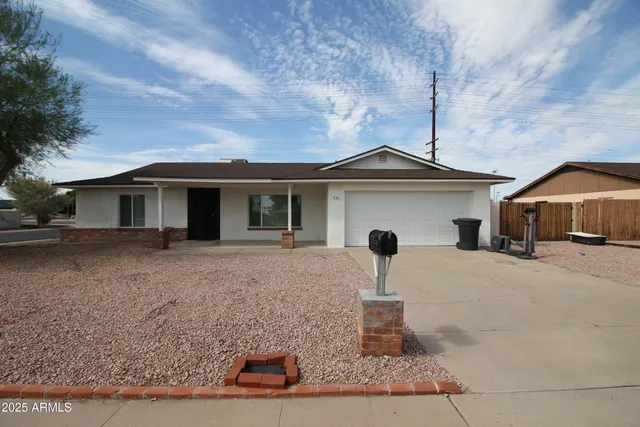 $2,500 | 626 West Paseo Way, Tempe, AZ 85283