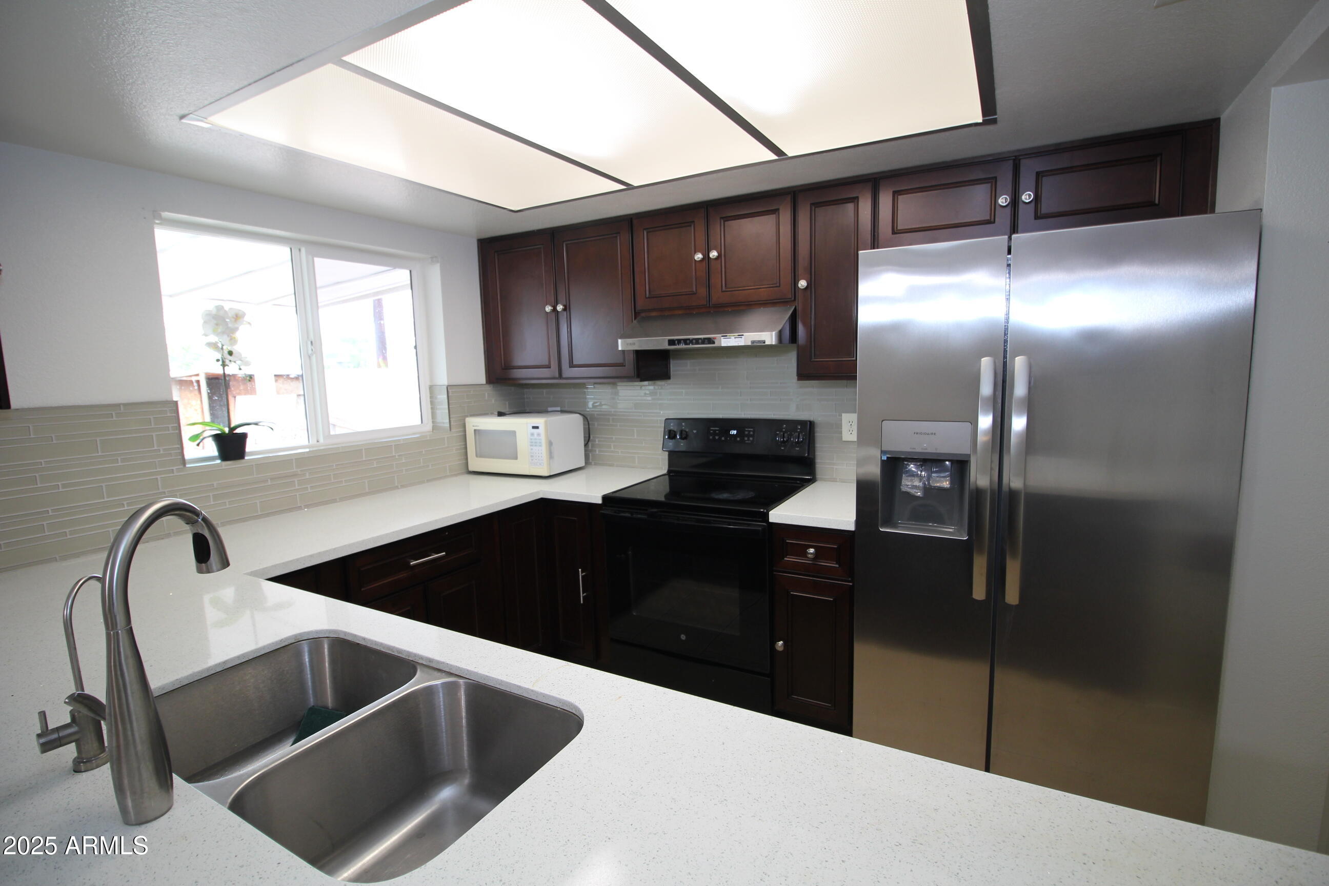 626 West Paseo Way Tempe, AZ 85283 - Photo 9 of 17 IMG_6571