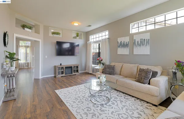 $660,000 | 4764 Brookside Circle, Fairfield, CA 94534