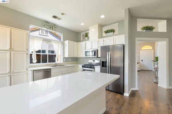 $660,000 | 4764 Brookside Circle, Fairfield, CA 94534