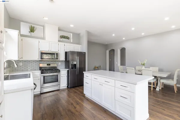 $660,000 | 4764 Brookside Circle, Fairfield, CA 94534