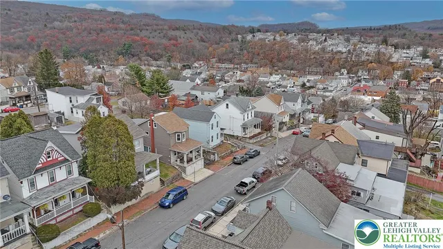 $179,900 | 107 Clay Street, Tamaqua, PA 18252
