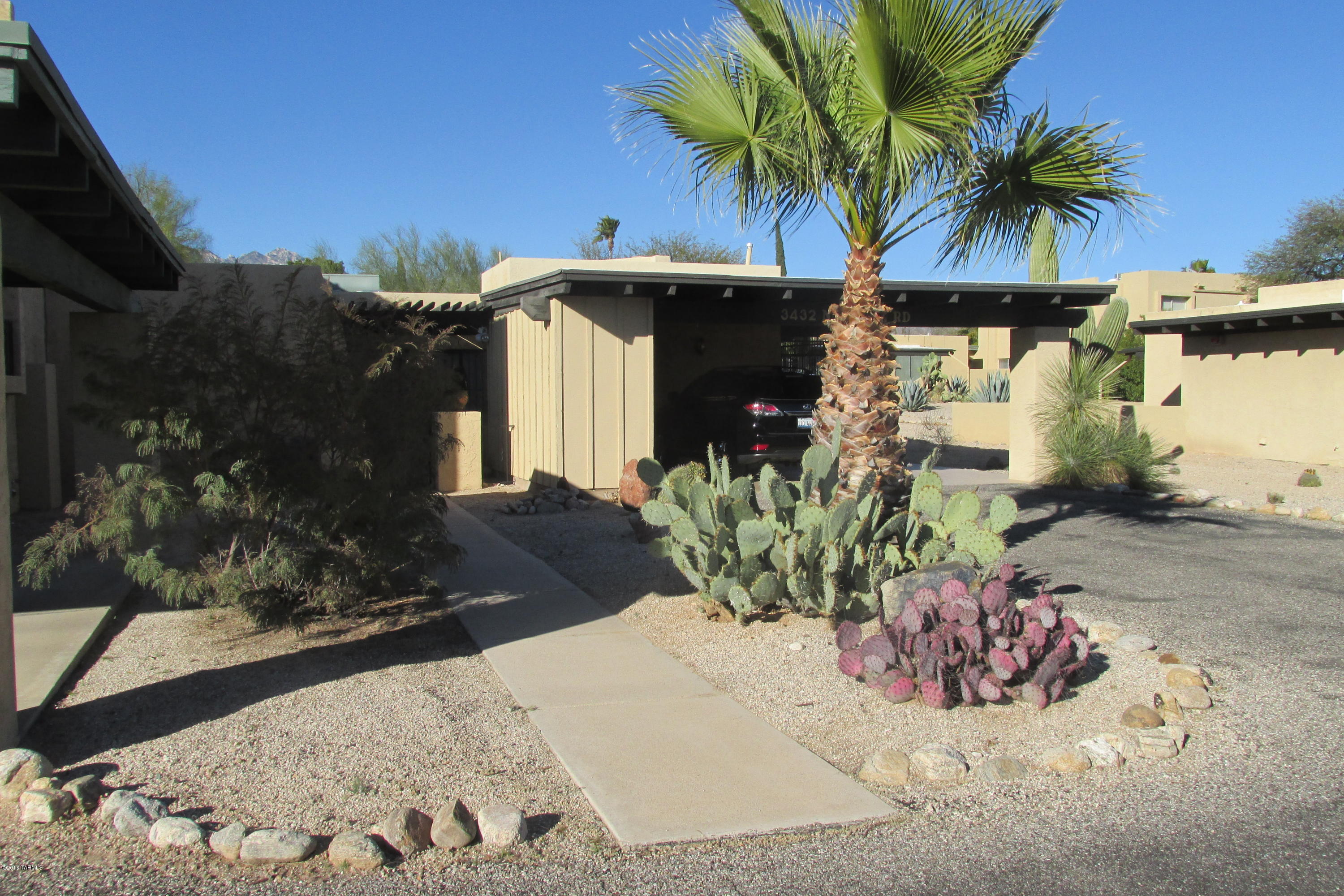 3432 North Eagle Road Tucson, AZ 85750 - Photo 1 of 26 Gallery Image 1