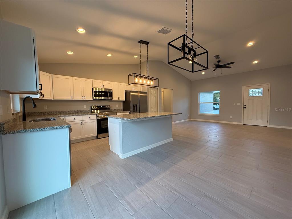 2463 Northwest Holly Road Dunnellon, FL 34431 - Photo 3 of 16