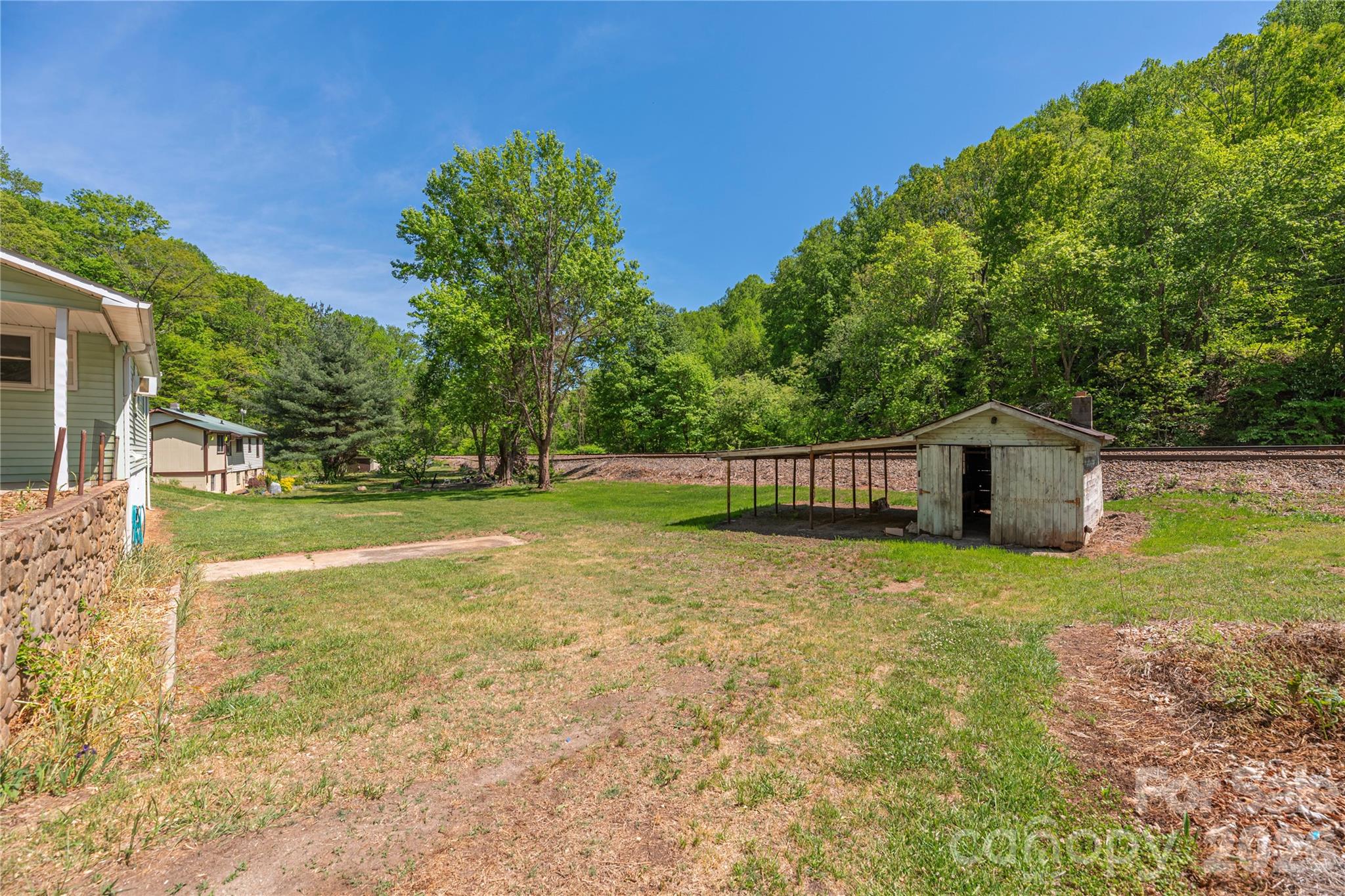 1140 Groundhog Road Canton, NC 28716 - Photo 19 of 23