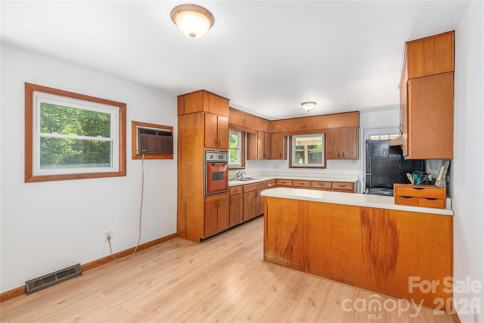 1140 Groundhog Road Canton, NC 28716 - Photo 6 of 23
