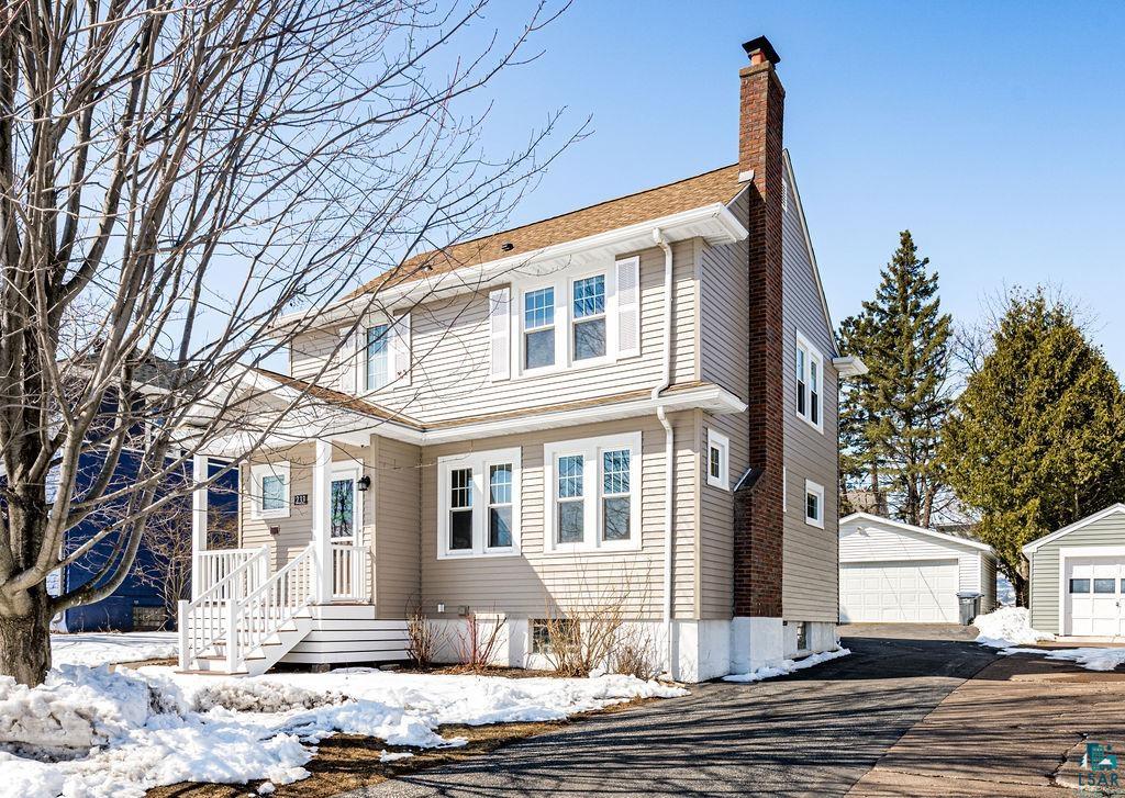 233 West Kent Road Duluth, MN 55812 - Photo 2 of 39 Gallery Image 2