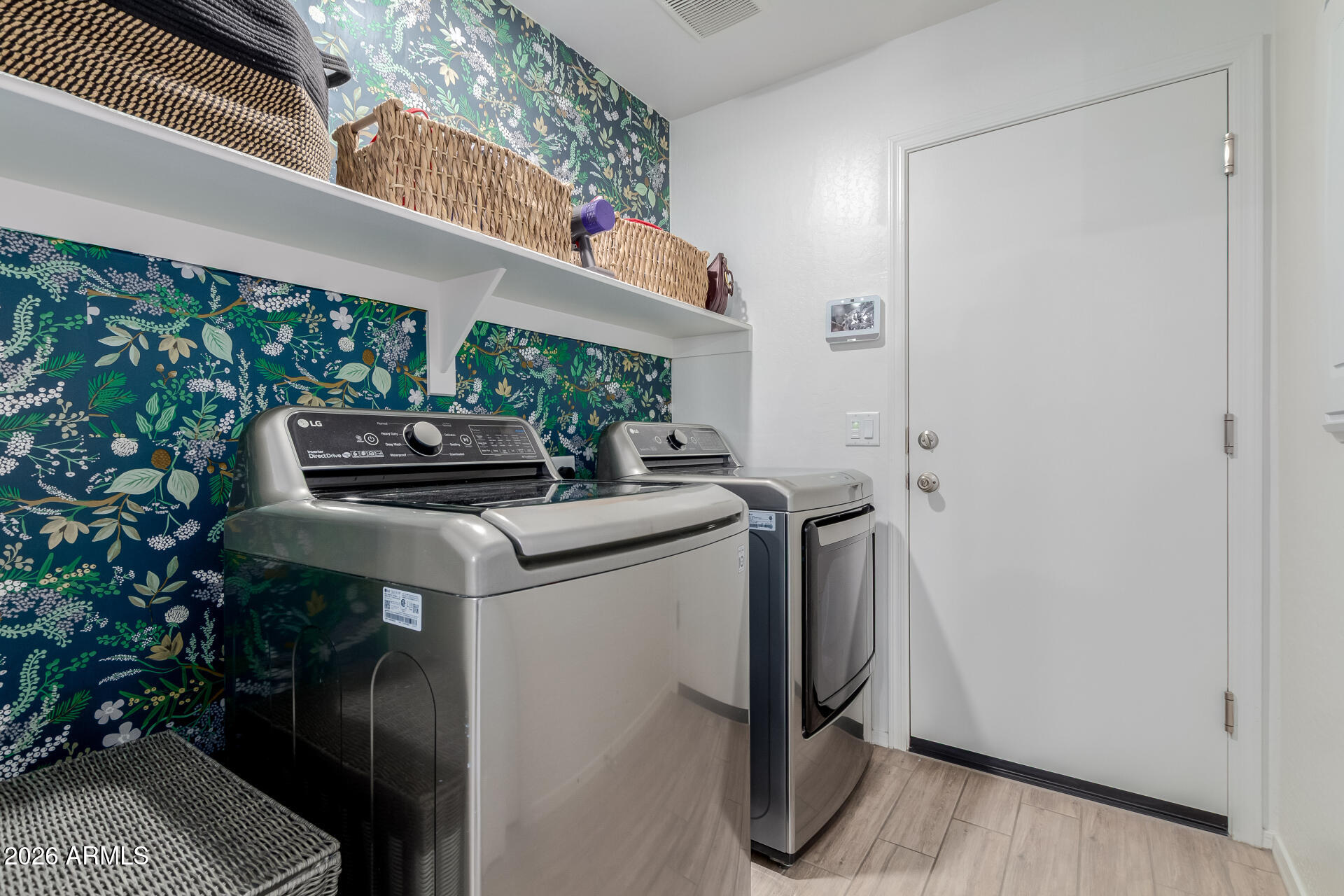 4702 South Riata Street Gilbert, AZ 85297 - Photo 24 of 31 a view of kitchen with washer and dryer
