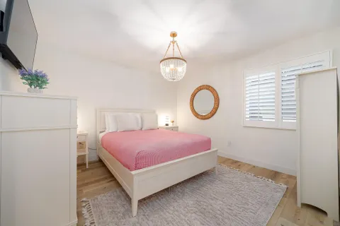 $1,995,900 | 3011 Lloyd Street, San Diego, CA 92117