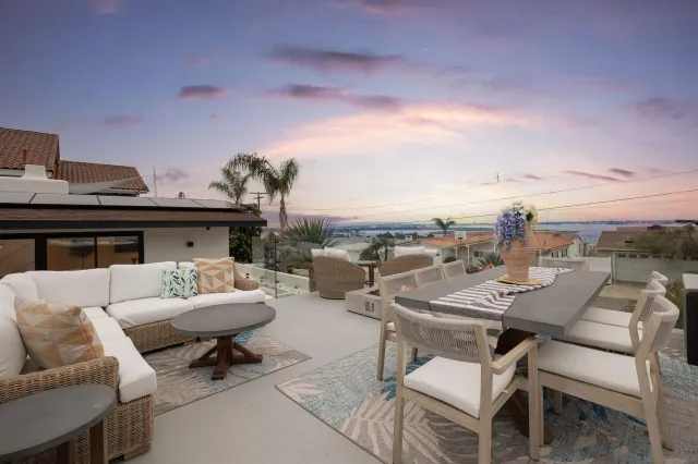 $1,995,900 | 3011 Lloyd Street, San Diego, CA 92117