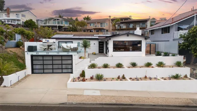 $1,995,900 | 3011 Lloyd Street, San Diego, CA 92117