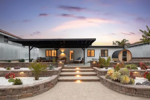 $1,995,900 | 3011 Lloyd Street, San Diego, CA 92117