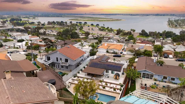 $1,995,900 | 3011 Lloyd Street, San Diego, CA 92117