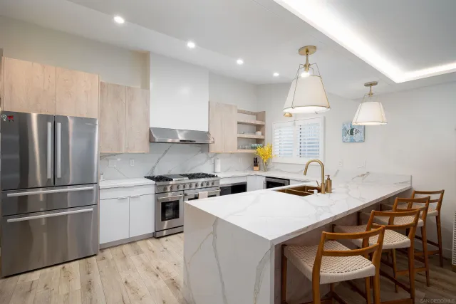 $1,995,900 | 3011 Lloyd Street, San Diego, CA 92117