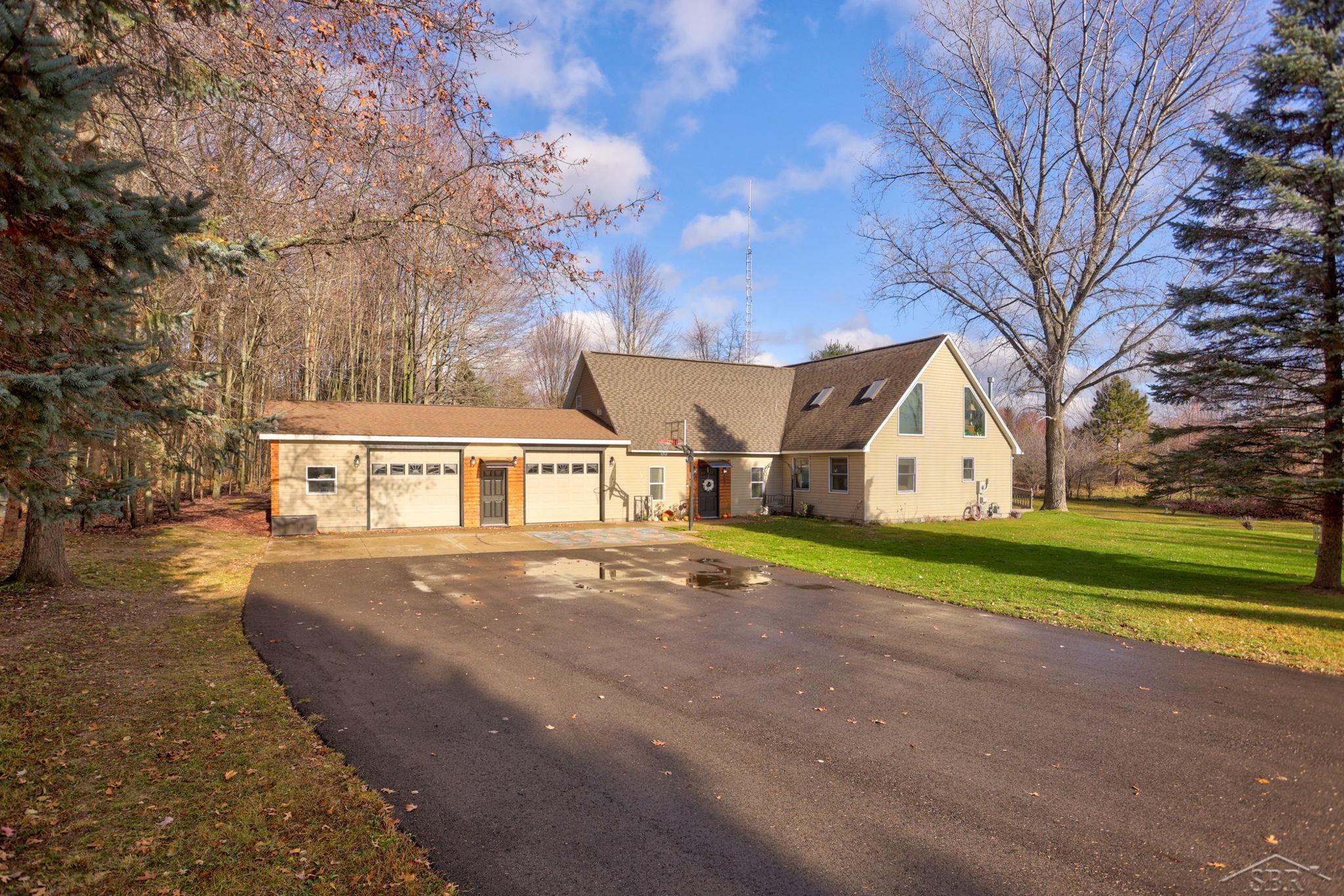 2122 Heather Way Gladwin, MI 48624 - Photo 43 of 43