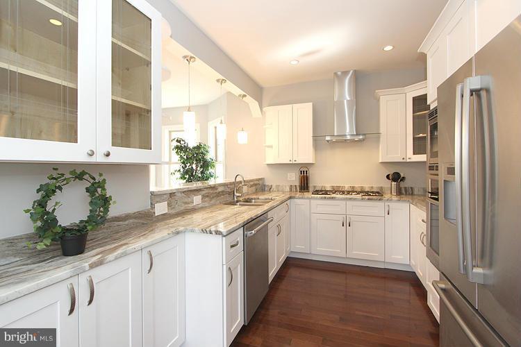 2630 Brentwood Road Northeast Washington, DC 20018 - Photo 15 of 30 Kitchen