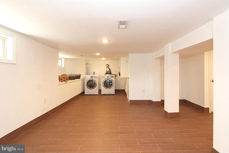 2630 Brentwood Road Northeast Washington, DC 20018 - Photo 27 of 30 Basement
