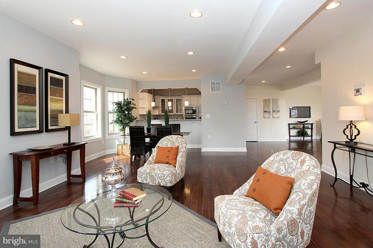 2630 Brentwood Road Northeast Washington, DC 20018 - Photo 9 of 30 Living Room