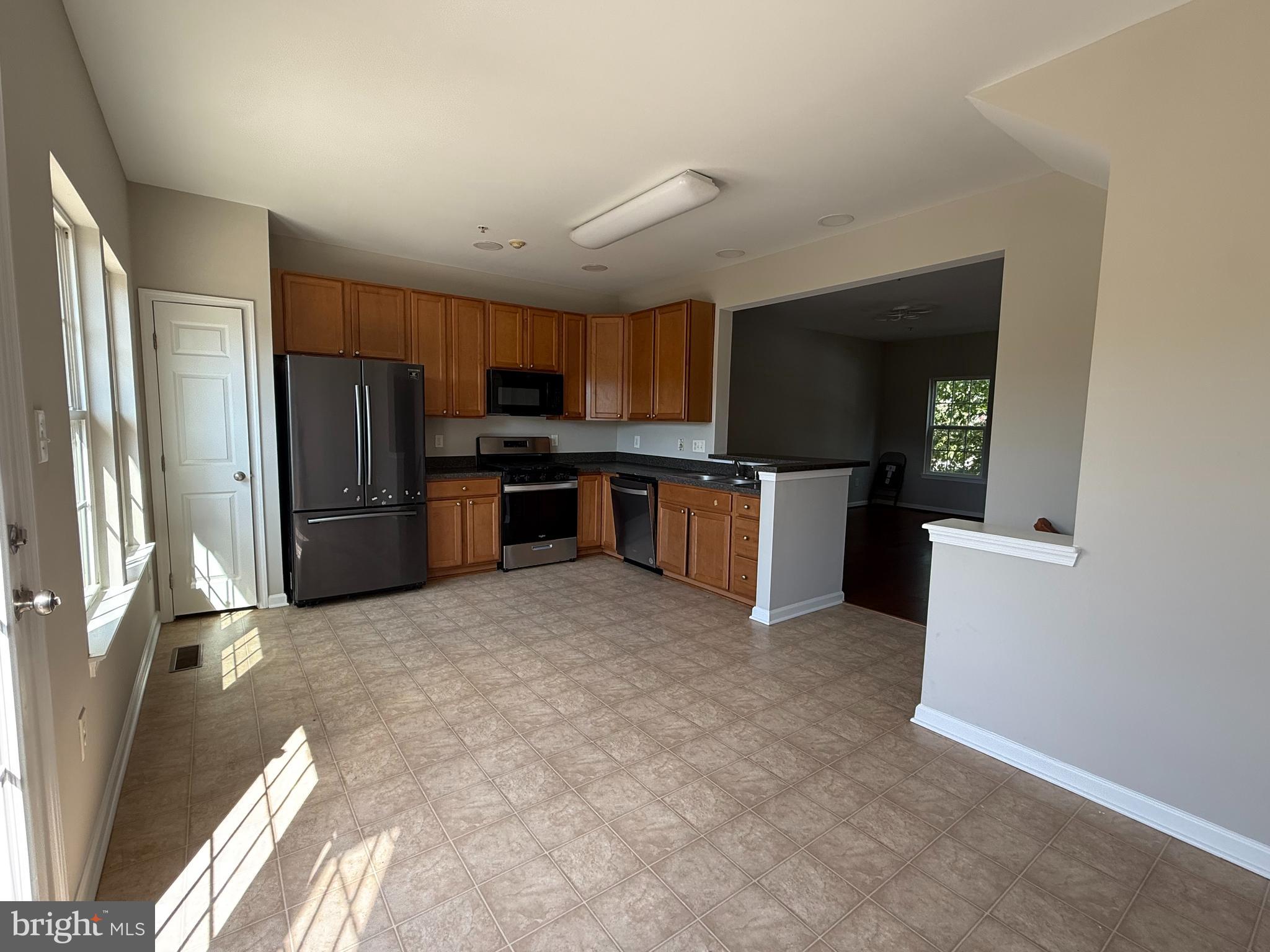 2029 Spring Run Circle Frederick, MD 21702 - Photo 6 of 15