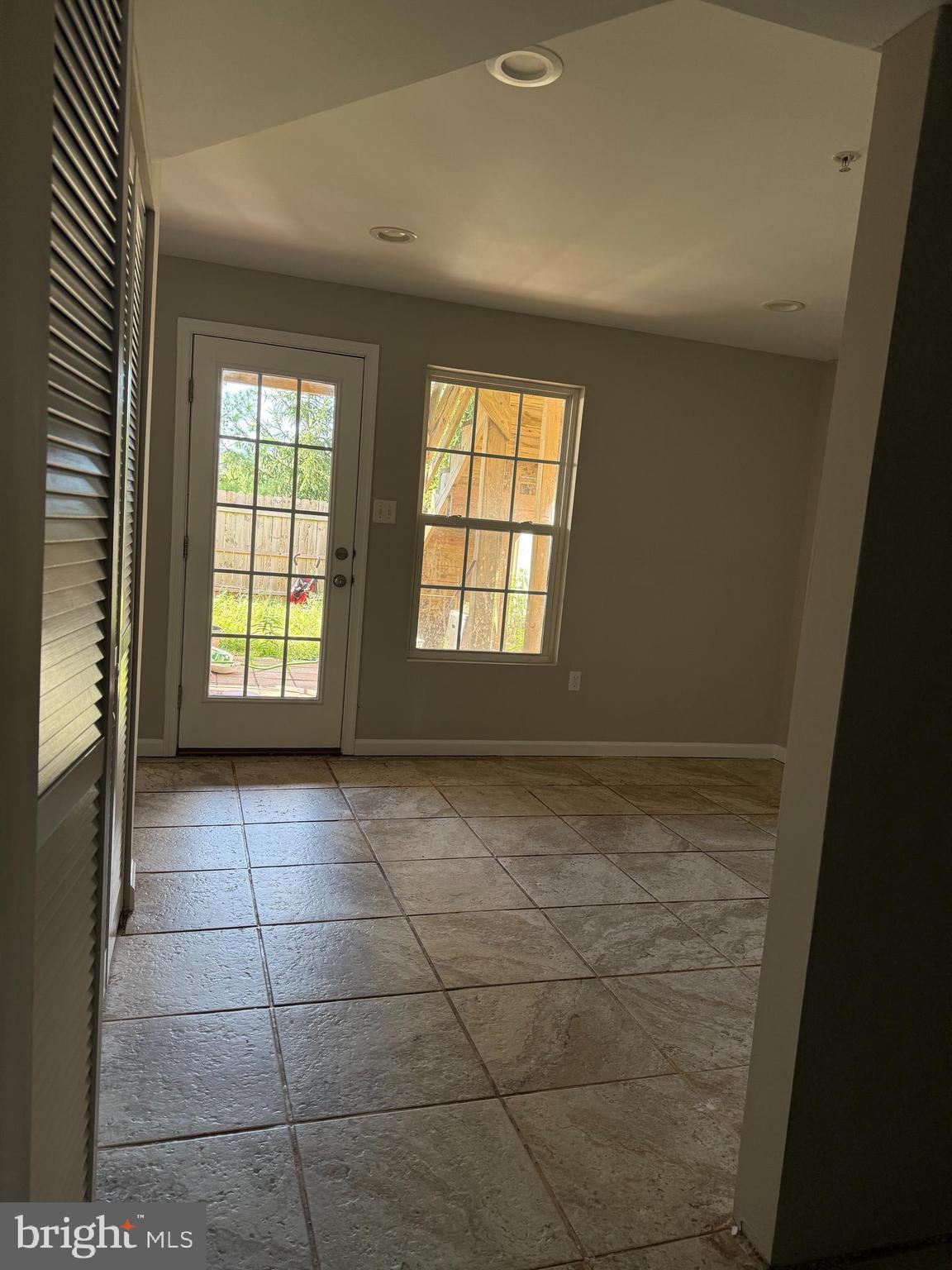 2029 Spring Run Circle Frederick, MD 21702 - Photo 8 of 15