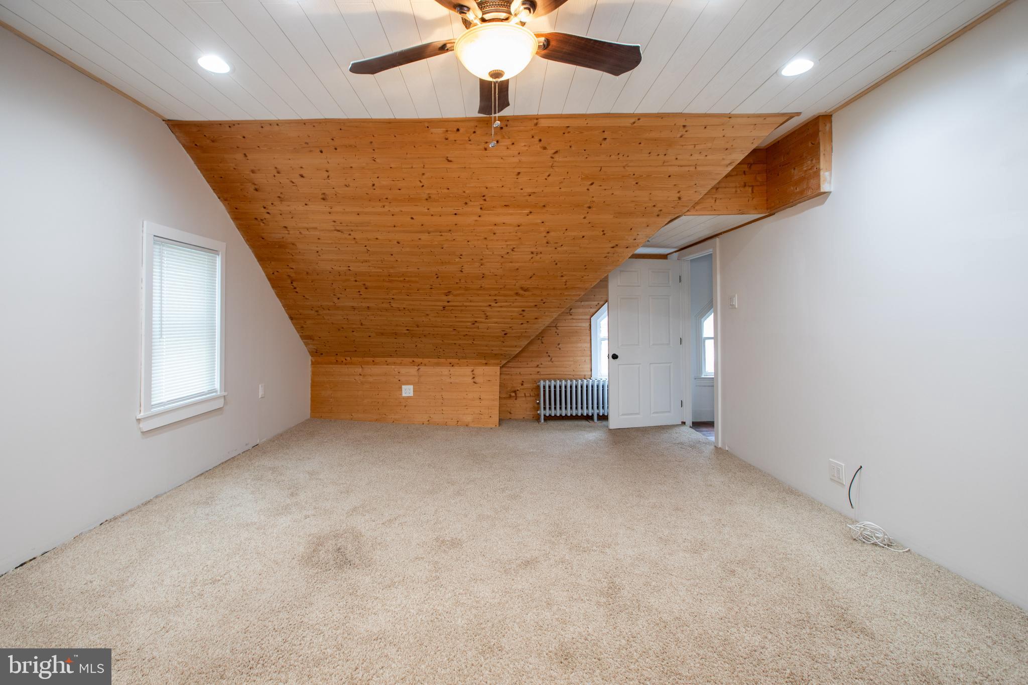 239 Main Street Hamilton, NJ 08620 - Photo 30 of 39 an empty room with windows