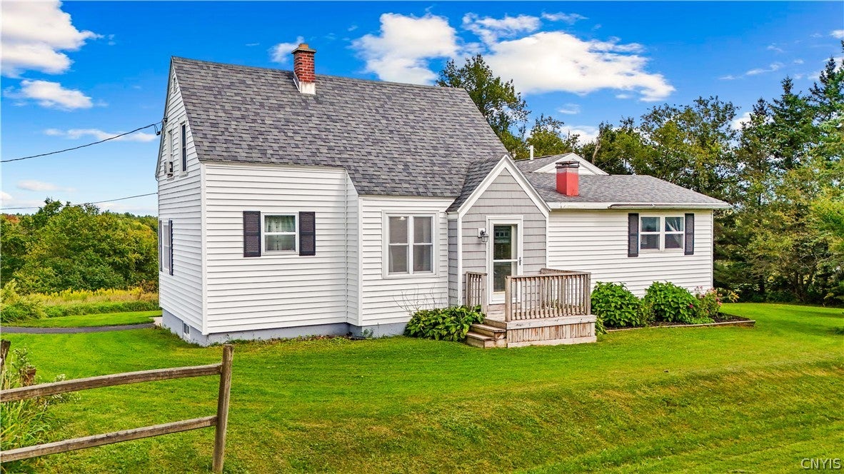 10517 Roberts Road Sauquoit, NY 13456 - Photo 1 of 41 Gallery Image 1
