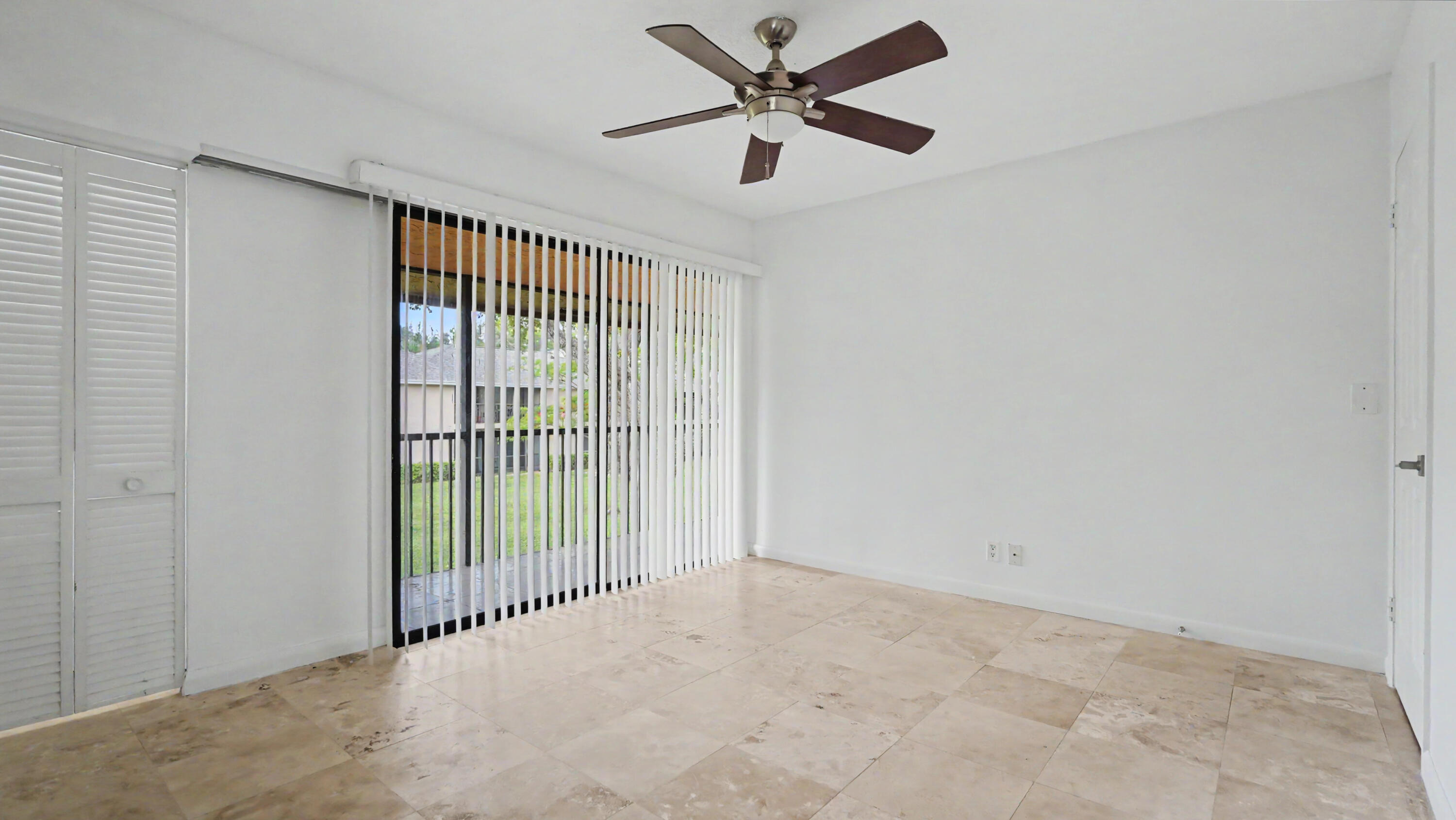 3939 Northeast 5th Avenue, Unit A201 Boca Raton, FL 33431 - Photo 21 of 44 DSC08788