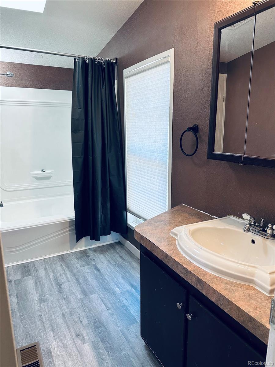 2940 Hawk Street Denver, CO 80260 - Photo 12 of 35 Gallery Image 12