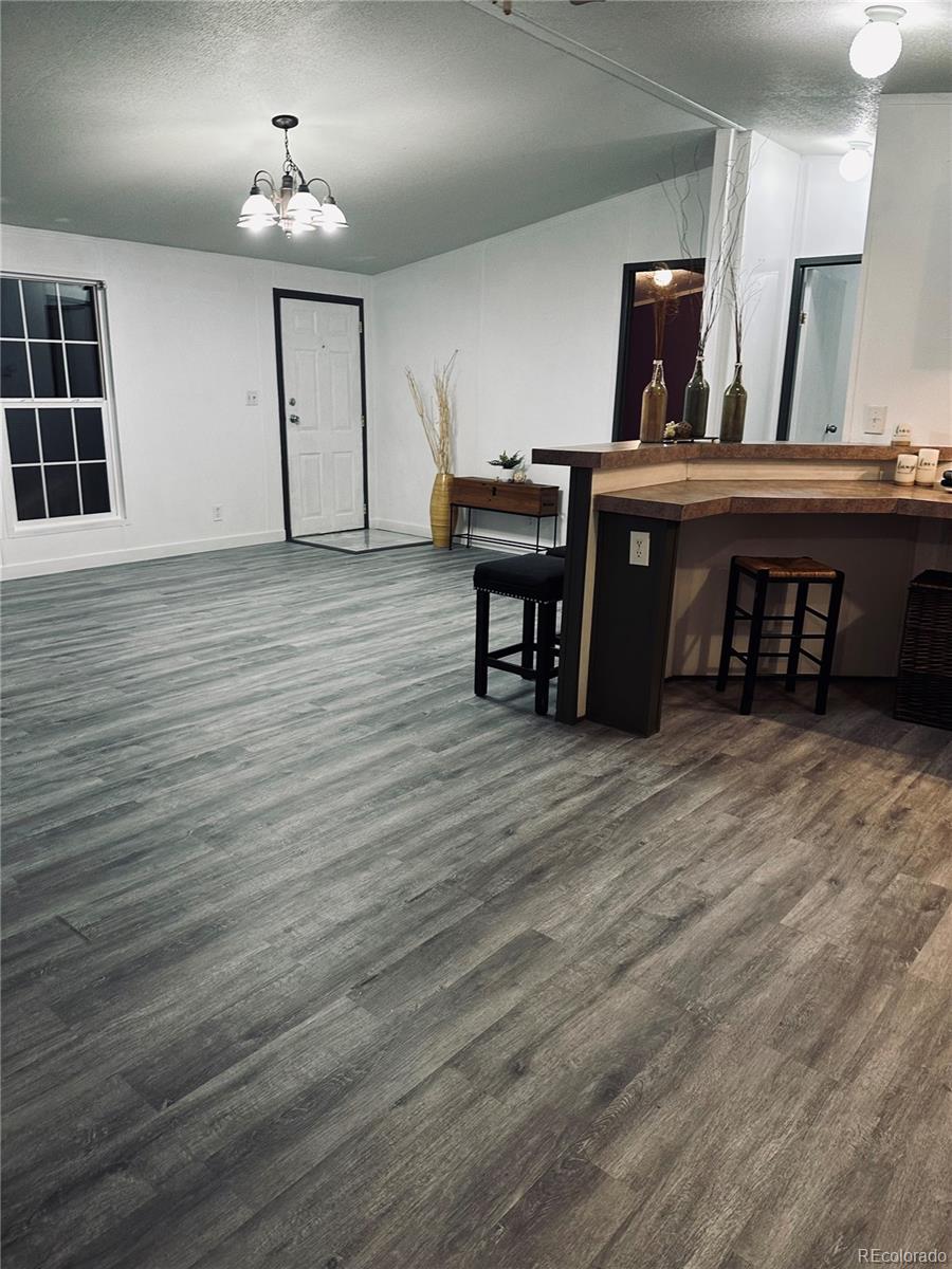 2940 Hawk Street Denver, CO 80260 - Photo 7 of 35 Gallery Image 7