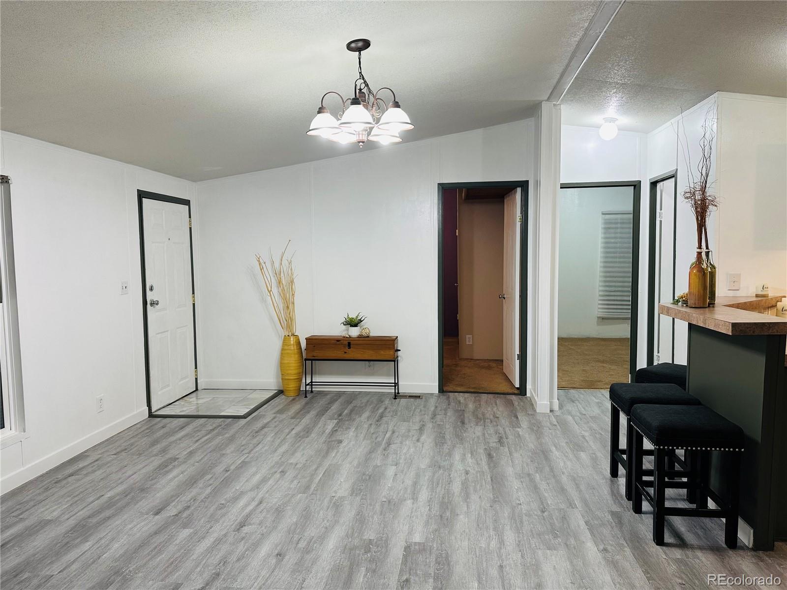 2940 Hawk Street Denver, CO 80260 - Photo 8 of 35 Gallery Image 8