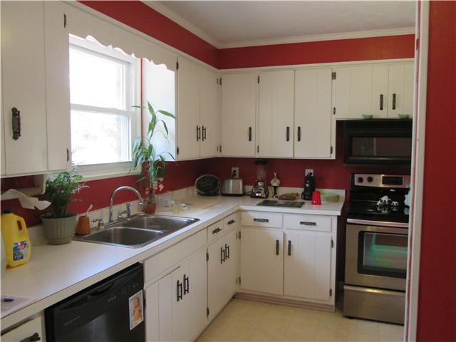 308 Jake Link Road Cottontown, TN 37048 - Photo 3 of 17