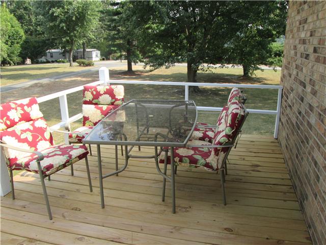 308 Jake Link Road Cottontown, TN 37048 - Photo 5 of 17