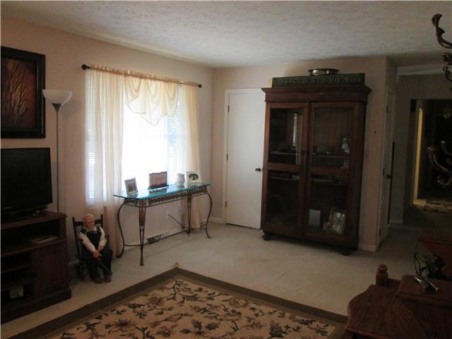 308 Jake Link Road Cottontown, TN 37048 - Photo 7 of 17