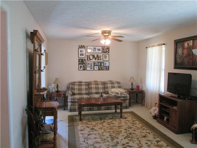 308 Jake Link Road Cottontown, TN 37048 - Photo 8 of 17