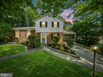 $3,950 | 6715 Tildenwood Lane, Rockville, MD 20852
