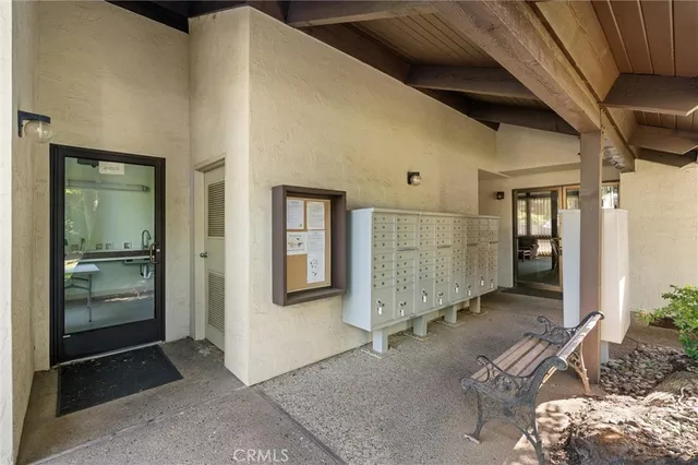 $236,000 | 555 Vallombrosa Avenue, Unit 25, Chico, CA 95926