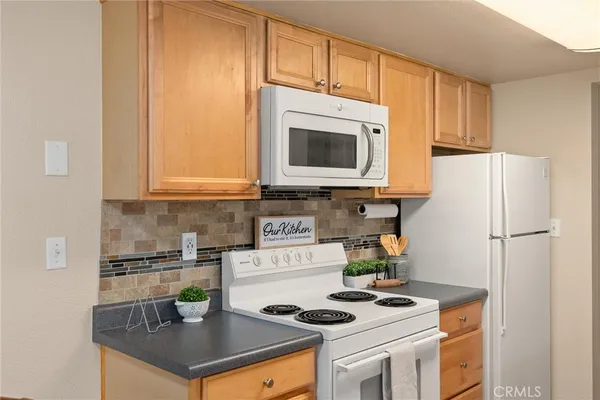 $236,000 | 555 Vallombrosa Avenue, Unit 25, Chico, CA 95926