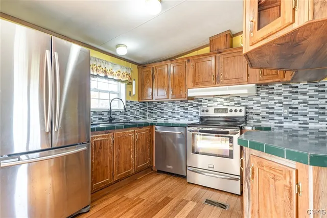 $172,000 | 2690 Bear Swamp Road, Fenner, NY 13037