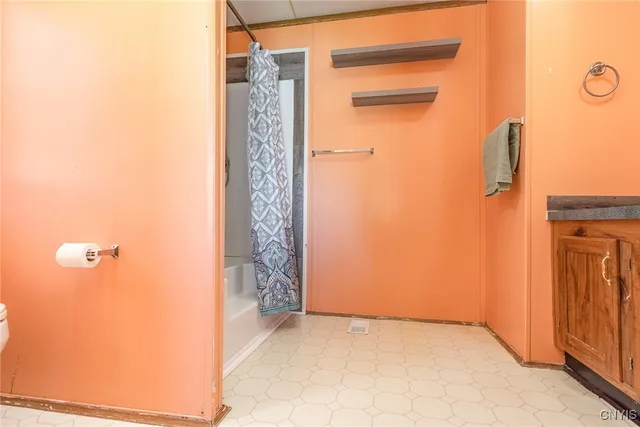 $172,000 | 2690 Bear Swamp Road, Fenner, NY 13037